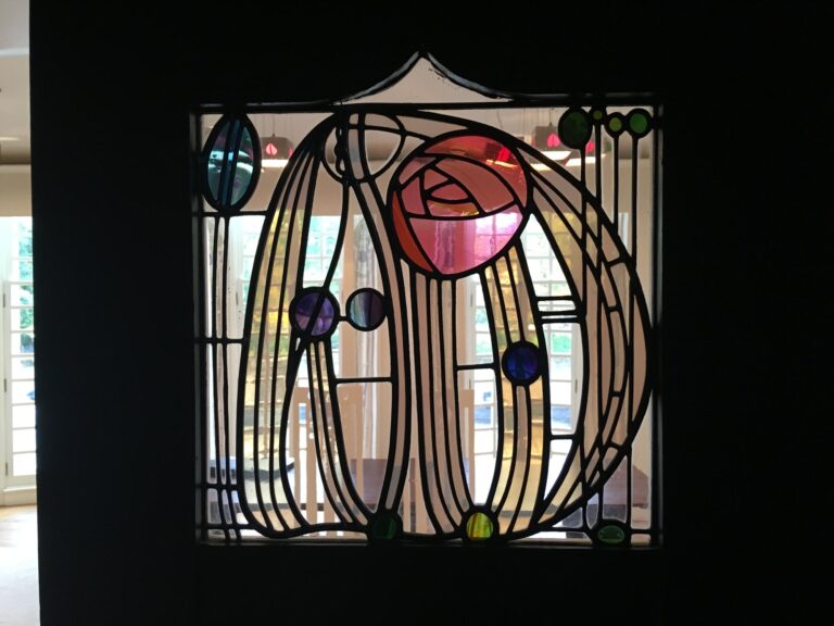 Rose window in leaded glass at House for an Art Lover