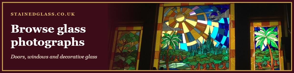 Browse glass photographs: doors, windows and decorative glass